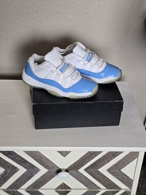MAKE OFFER Jordan 11 Low Retro